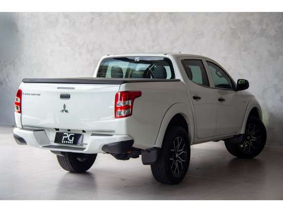MITSUBISHI-L200 TRITON-2.4 16V TURBO DIESEL SPORT GLS CD 4P 4X4 AUTOMÁTICO MITSUBISHI-L200 TRITON-2022