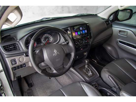 MITSUBISHI-L200 TRITON-2.4 16V TURBO DIESEL SPORT GLS CD 4P 4X4 AUTOMÁTICO MITSUBISHI-L200 TRITON-2022