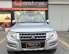 MITSUBISHI PAJERO FULL 3.8 HPE 4X4 V6 24V GASOLINA 4P AUTOMÁTICO MITSUBISHI PAJERO FULL 3.8 HPE 4X4 V6 24V GASOLINA 4P AUTOMÁTICO