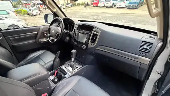 MITSUBISHI-PAJERO FULL-2015