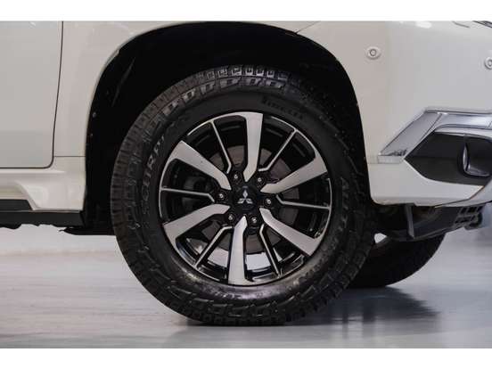 MITSUBISHI-PAJERO SPORT-2019