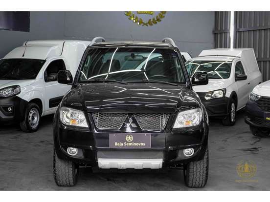 MITSUBISHI-PAJERO TR4-2012