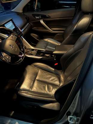 MITSUBISHI-ECLIPSE CROSS-2022