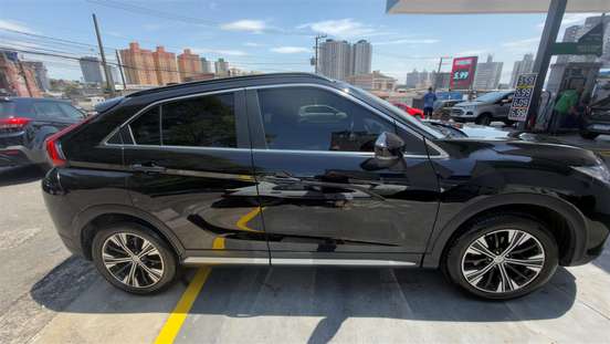 MITSUBISHI-ECLIPSE CROSS-2021