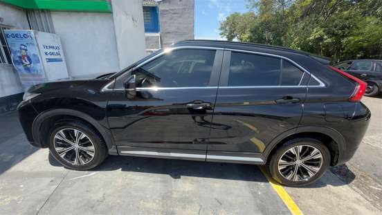 MITSUBISHI-ECLIPSE CROSS-2021