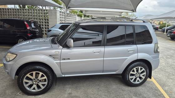 MITSUBISHI PAJERO TR4 2.0 4X4 16V 140CV FLEX 4P AUTOMÁTICO