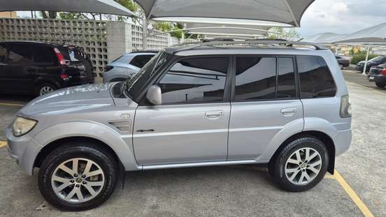 MITSUBISHI-PAJERO TR4-2012
