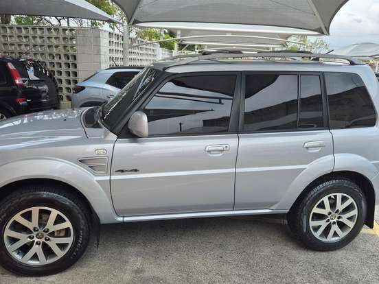 MITSUBISHI-PAJERO TR4-2.0 4X4 16V 140CV FLEX 4P AUTOMÁTICO MITSUBISHI-PAJERO TR4-2012