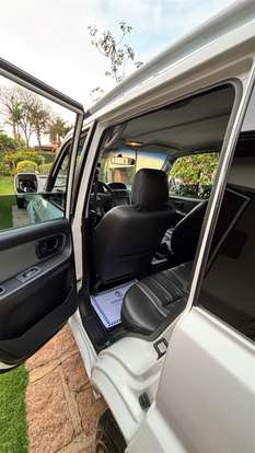 MITSUBISHI-PAJERO TR4-2013