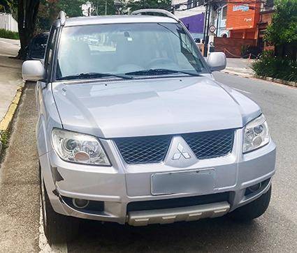MITSUBISHI PAJERO TR4 2.0 4X4 16V 140CV FLEX 4P MANUAL