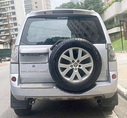 MITSUBISHI-PAJERO TR4-2010
