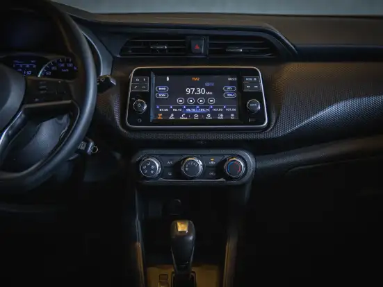 NISSAN-KICKS-2023