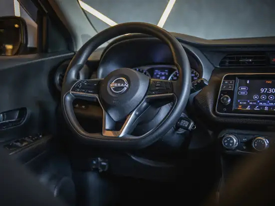 NISSAN-KICKS-2023