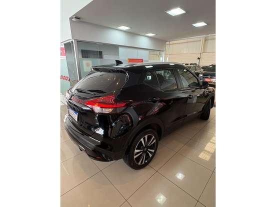 NISSAN-KICKS PLAY-2025