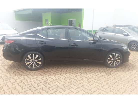 NISSAN-SENTRA-2.0 16V GASOLINA EXCLUSIVE XTRONIC NISSAN-SENTRA-2023