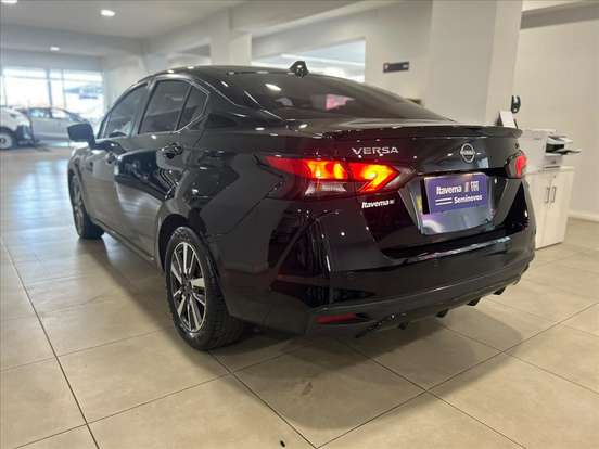 NISSAN-VERSA-2024