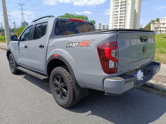 NISSAN-FRONTIER-2023