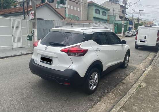 NISSAN-KICKS-2018