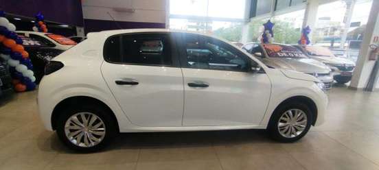 PEUGEOT-208-2024