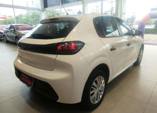 PEUGEOT-208-2024