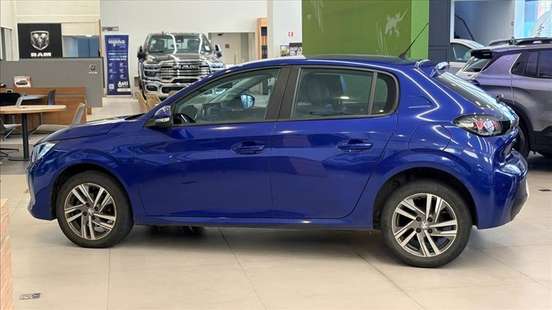 PEUGEOT-208-2021