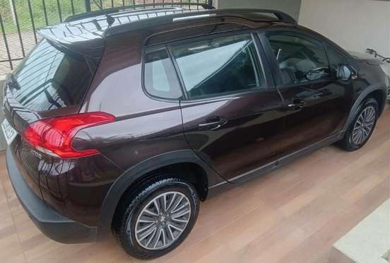 PEUGEOT-2008-2019