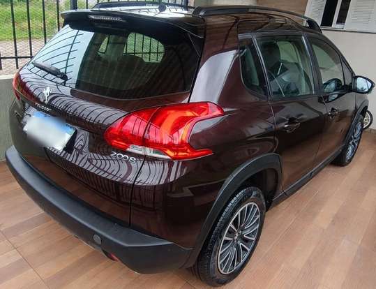 PEUGEOT-2008-2019