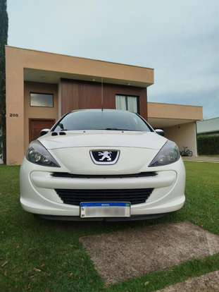 PEUGEOT-207-2014