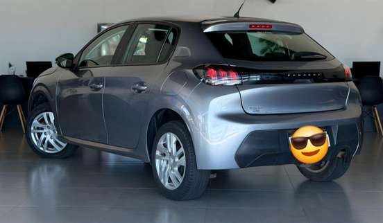 PEUGEOT-208-2023