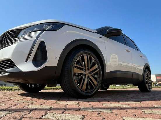 PEUGEOT-3008-1.6 16V THP GASOLINA GT PACK AUTOMÁTICO PEUGEOT-3008-2021