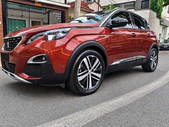 PEUGEOT-3008-2018