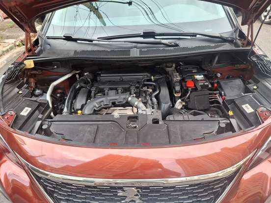 PEUGEOT-3008-1.6 GRIFFE THP 16V GASOLINA 4P AUTOMÁTICO PEUGEOT-3008-2018