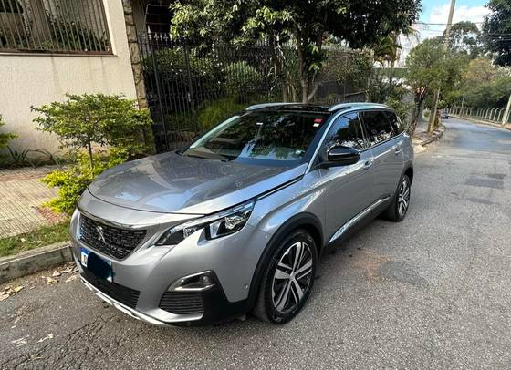 PEUGEOT 5008 1.6 GRIFFE PACK THP 16V GASOLINA 4P AUTOMÁTICO
