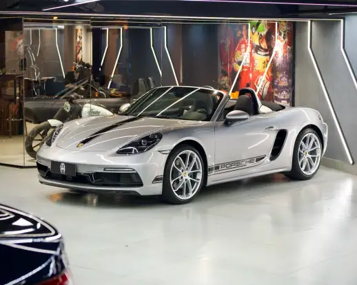 PORSCHE-718-2023