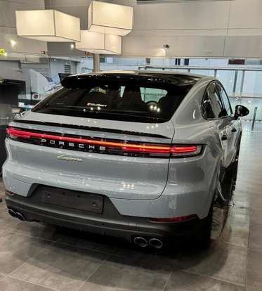 PORSCHE-CAYENNE-2024