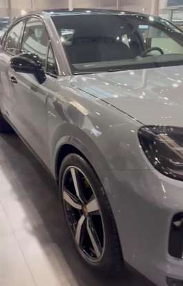 PORSCHE-CAYENNE-2024