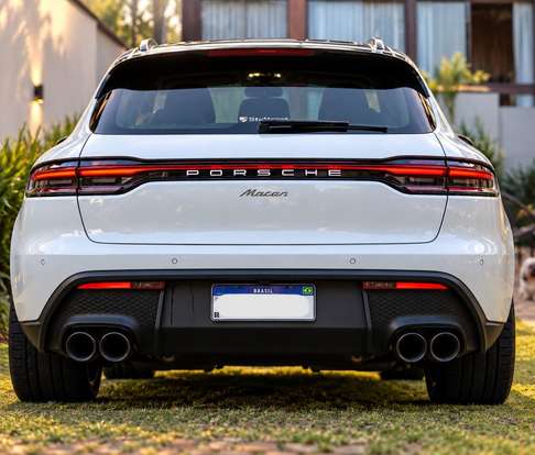PORSCHE-MACAN-2023