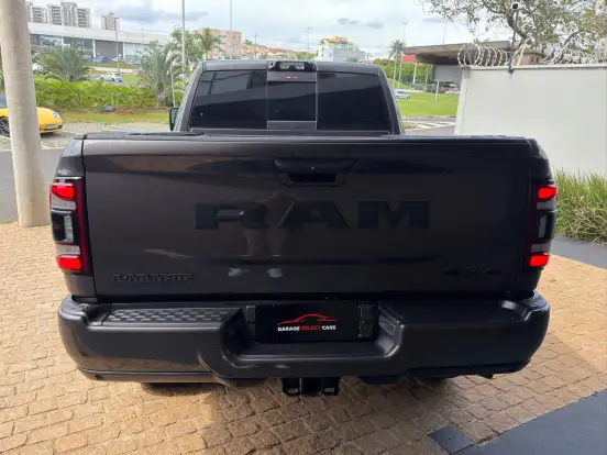 RAM-2500-6.7 I6 TURBO DIESEL LARAMIE CD 4X4 AUTOMÁTICO RAM-2500-2023