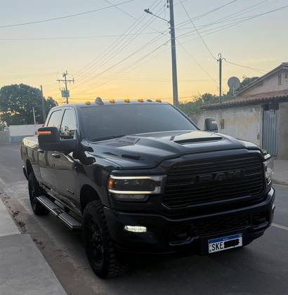 RAM 2500 6.7 I6 TURBO DIESEL LARAMIE NIGHT EDITION CD 4X4 AUTOMÁTICO
