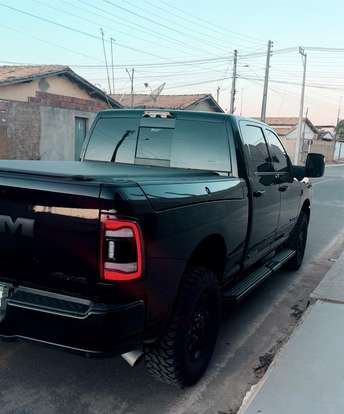 RAM-2500-6.7 I6 TURBO DIESEL LARAMIE NIGHT EDITION CD 4X4 AUTOMÁTICO RAM-2500-2024