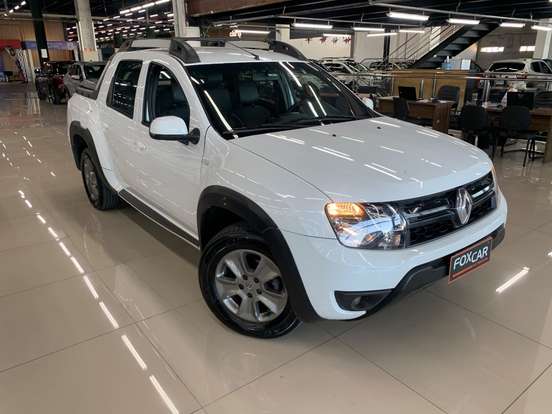 RENAULT-DUSTER OROCH-2019