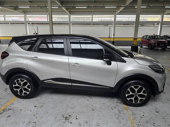 RENAULT CAPTUR 1.6 16V SCE FLEX LIFE X-TRONIC