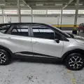 RENAULT CAPTUR 1.6 16V SCE FLEX LIFE X-TRONIC RENAULT CAPTUR 1.6 16V SCE FLEX LIFE X-TRONIC