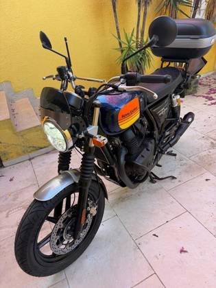 ROYAL ENFIELD INTERCEPTOR 