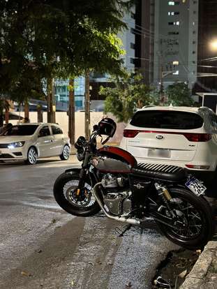 ROYAL ENFIELD-INTERCEPTOR-2021