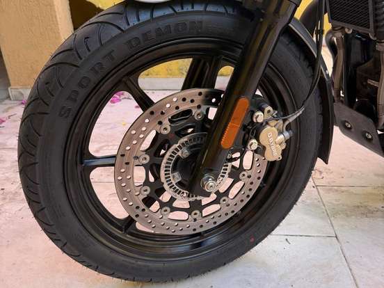 ROYAL ENFIELD-INTERCEPTOR ROYAL ENFIELD-INTERCEPTOR-2025