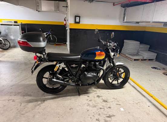 ROYAL ENFIELD-INTERCEPTOR-2025