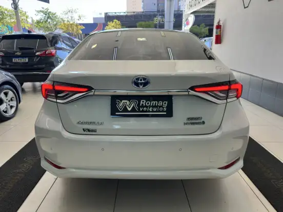 TOYOTA-COROLLA-2022