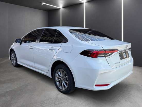 TOYOTA-COROLLA-2021