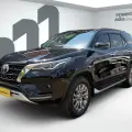 TOYOTA HILUX SW4 2.8 D-4D TURBO DIESEL SRX 7L 4X4 AUTOMÁTICO TOYOTA HILUX SW4 2.8 D-4D TURBO DIESEL SRX 7L 4X4 AUTOMÁTICO